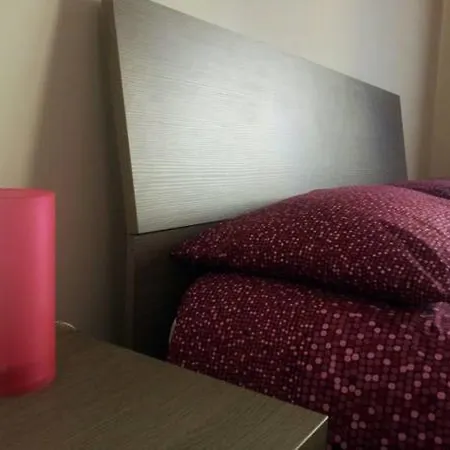 Welcome To * روما